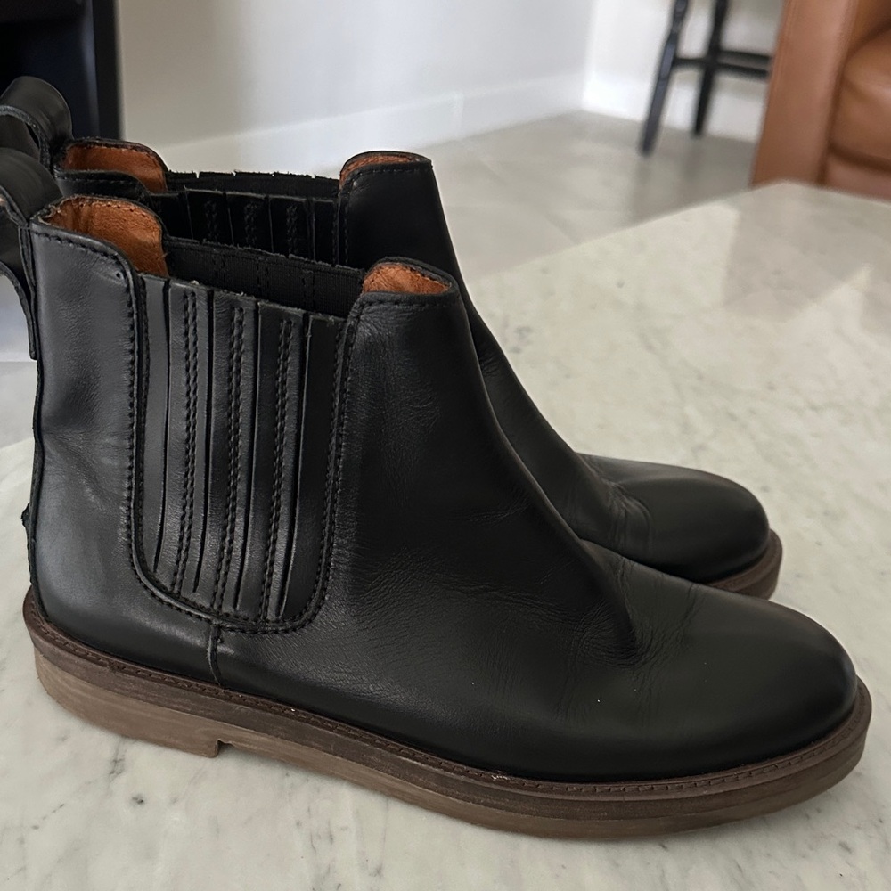 Madewell Black Leather Ankle Boots